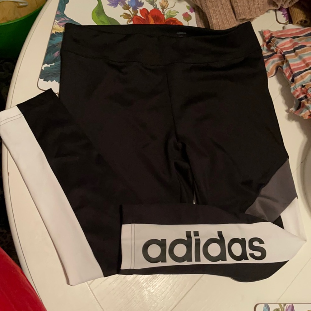Adidas leggings